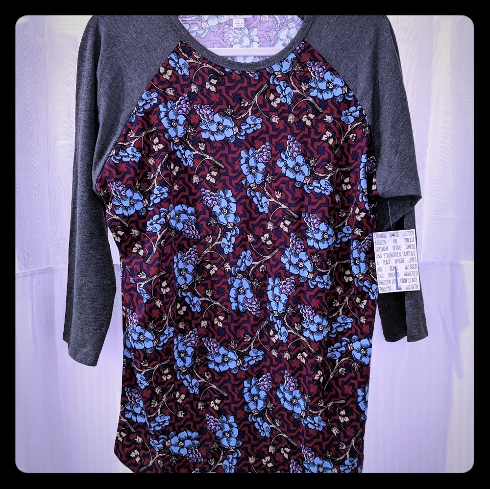 SALE buy2get1 FREE!! L bnwt blackberry print Randy